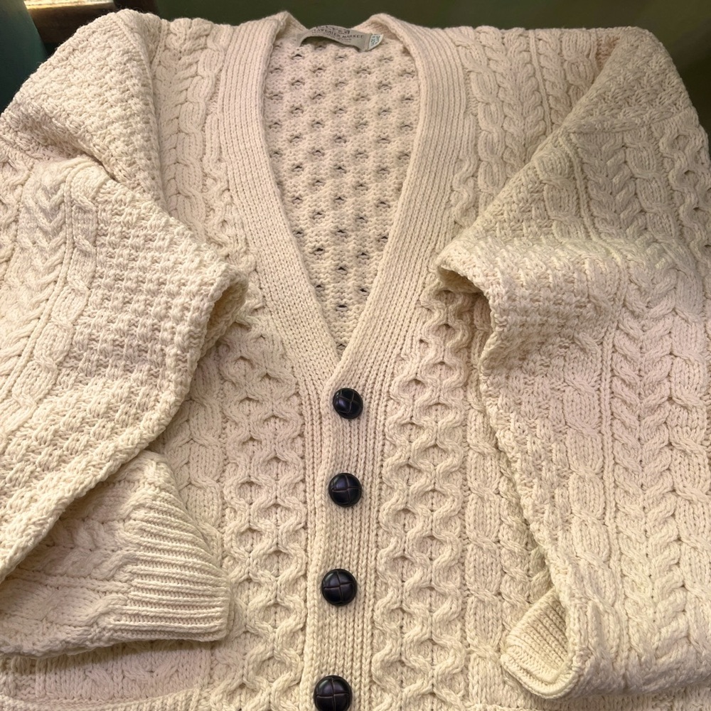 Men’s Irish cardigan NWOT